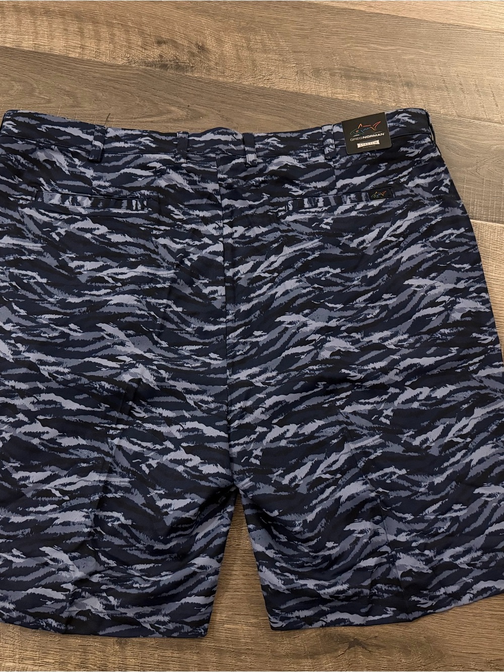 Greg Norman Collection Navy and Light Blue Camouflage Print Men's Shorts